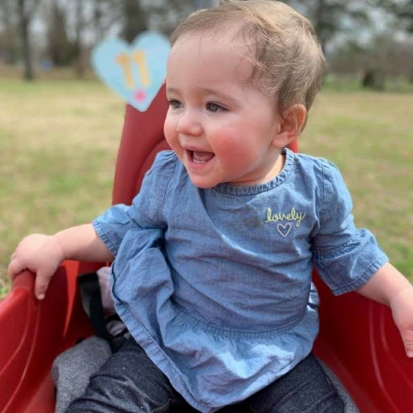 Meet your Posher, Jennifer - Picture 1 of 1